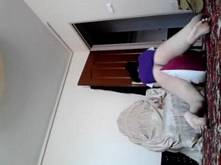 Iranian Girl, Solo Melancap