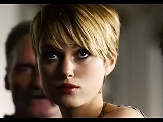 De tirar o fôlego Bebê Keira Knightley Vestindo um Slutty Outfit Na Classe