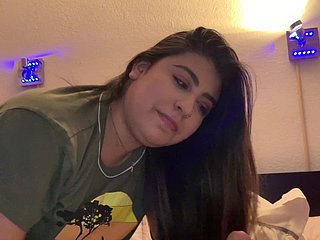 पहले cumshot के लिए amateurâ begs!
