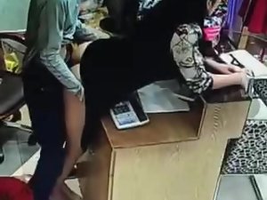 Chinese Besitzer haben Mating während der Servicezeiten