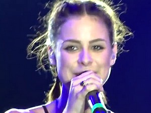 Lena Meyer-Landrut In seventh heaven sperma Cagna viso Analisi della fase