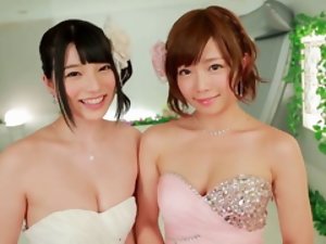 关注超截尾的日本女孩水枪550星