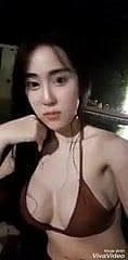 Chinois Titillating En Bikini 6