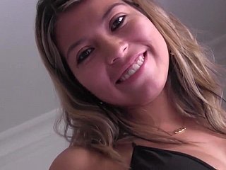 PUTA LOCURA latina bonito fodido pela primeira vez na cam
